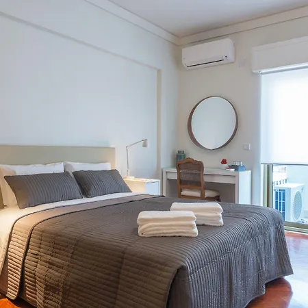 Гостевой дом Republica Bed & Breakfast Лиссабон