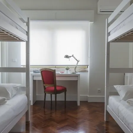 Republica Bed & Breakfast Гостевой дом Лиссабон