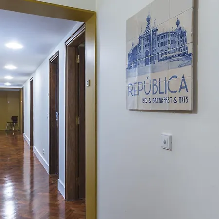 Republica Bed & Breakfast Лиссабон